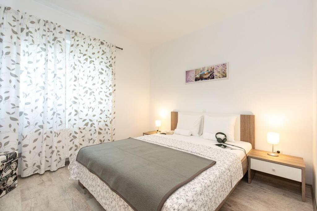 Apartments Doris, Krk Krk Town Exterior photo